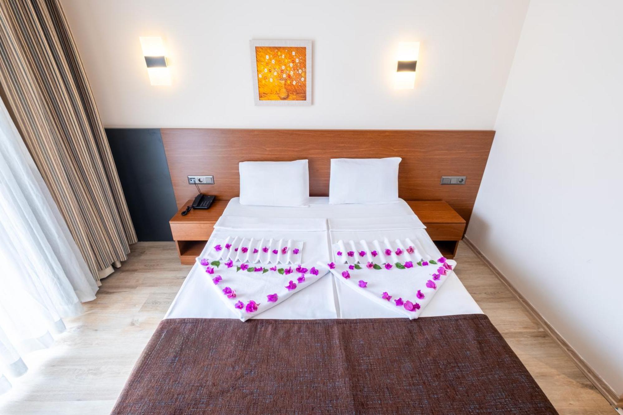 Viking Express Hotel Kemer Eksteriør billede